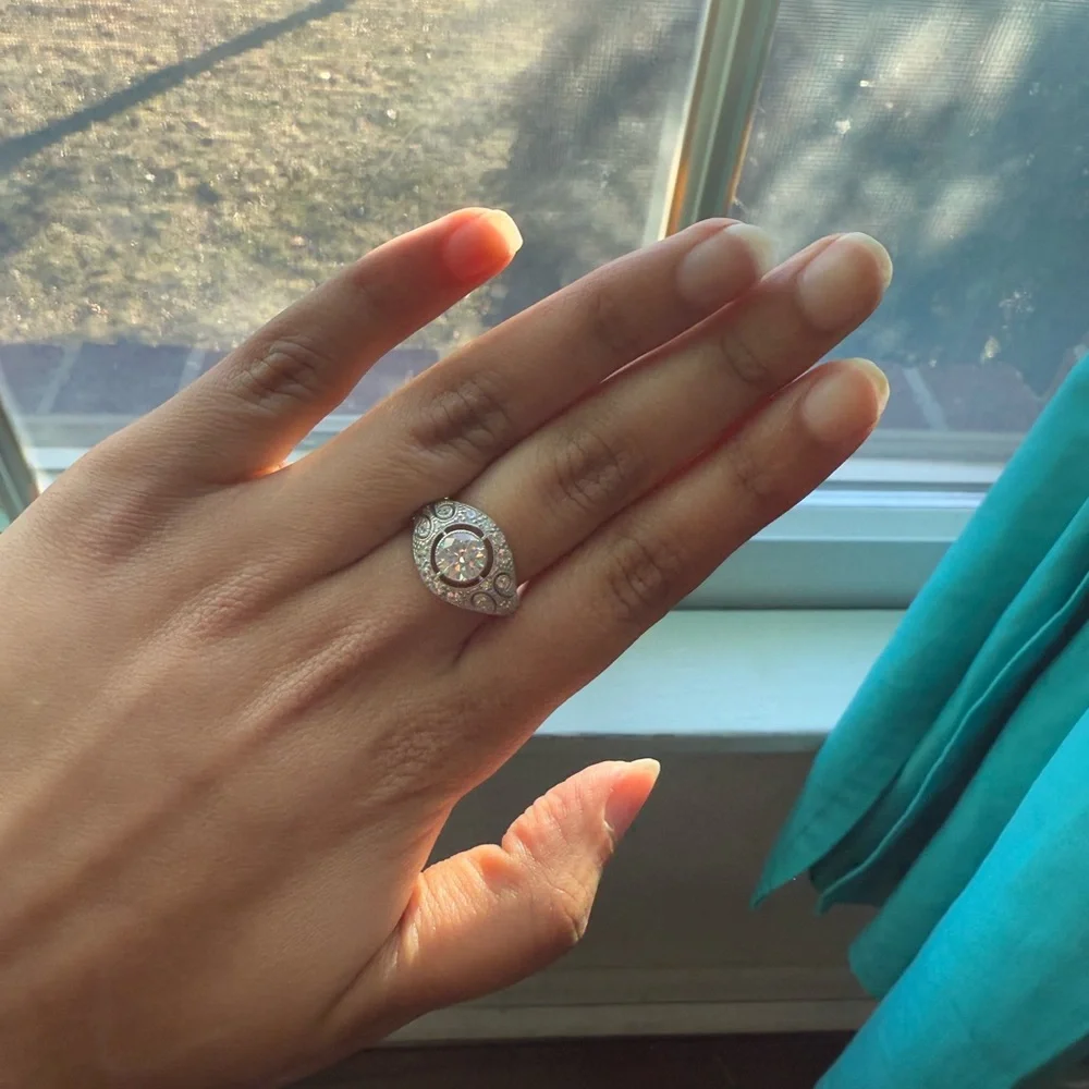 Ring - Picture 2 of 4